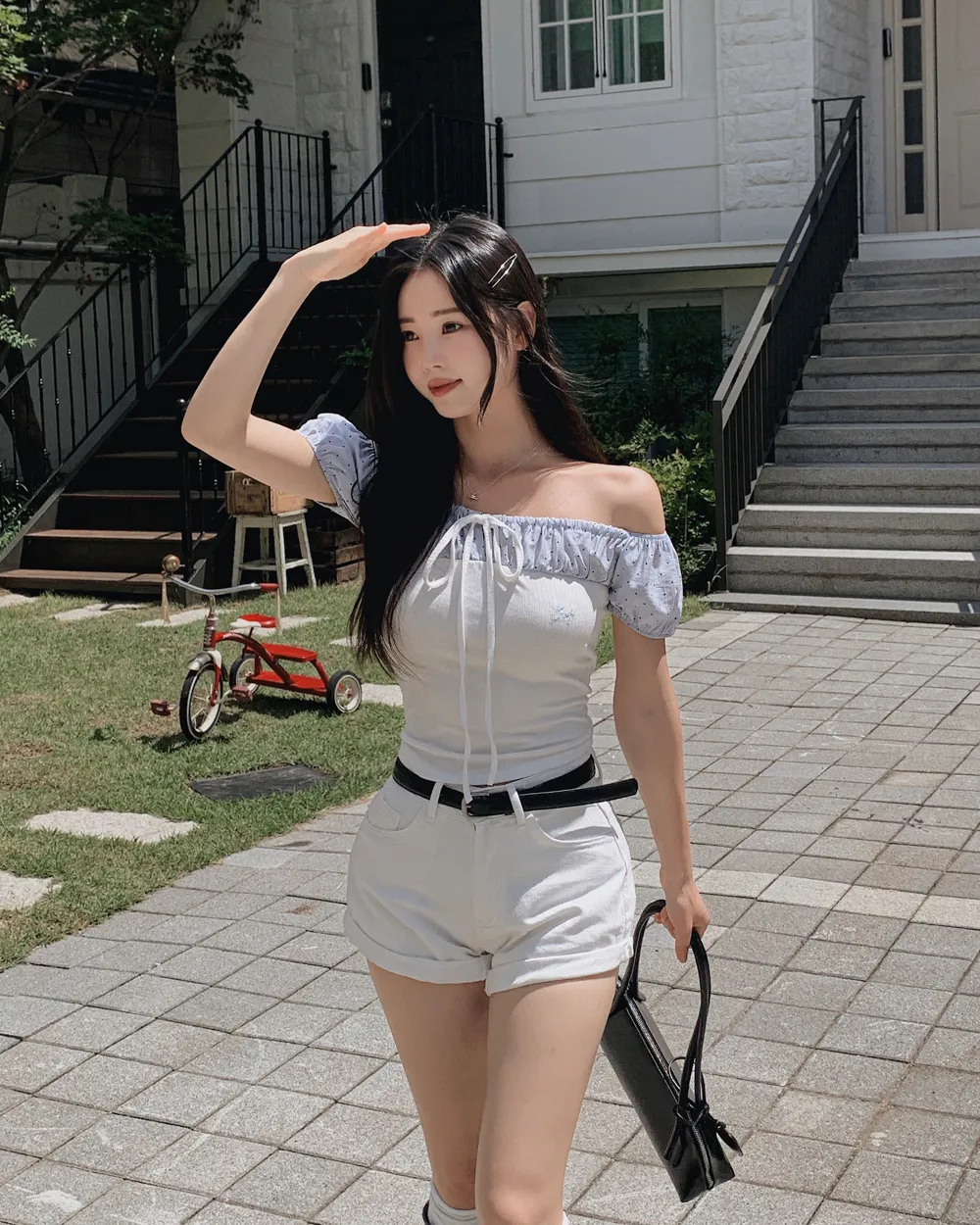반바지 모델 착용 이미지-S1L114