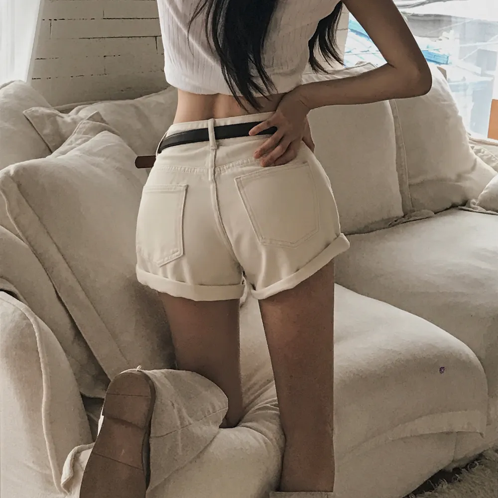 반바지 모델 착용 이미지-S1L39