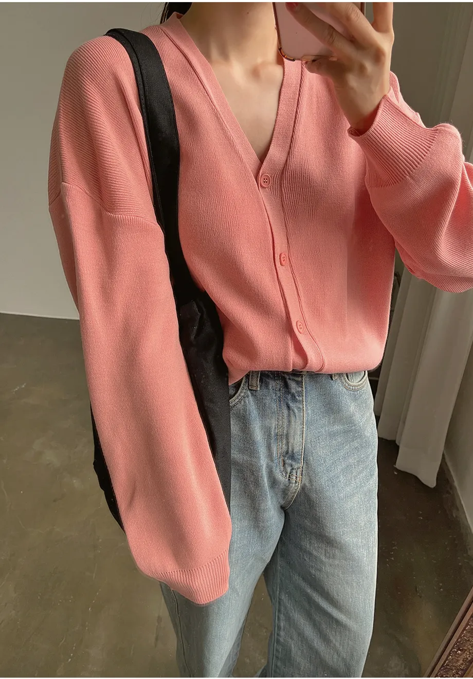 RIRINCO Ⅴネックルーズフィットニットカーディガン