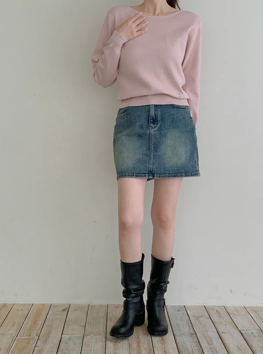 RIRINCO スパンデックスボートネックロゴペンダントニット