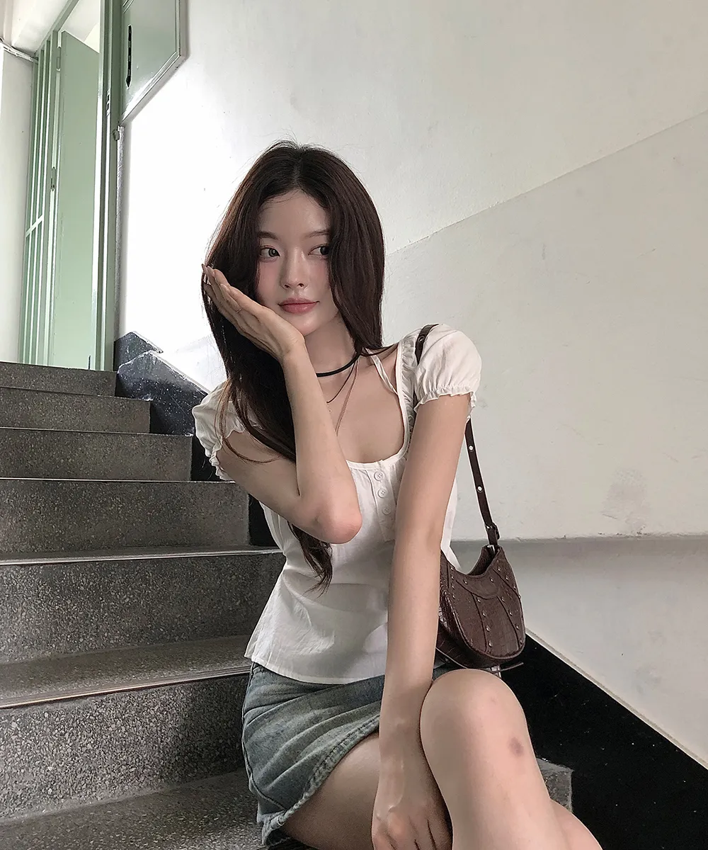 미니 스커트 모델 착용 이미지-S2L98