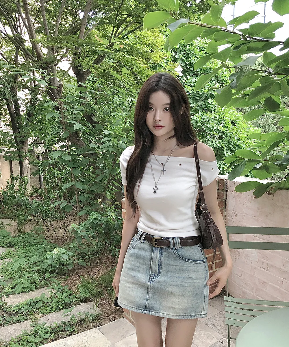 미니 스커트 모델 착용 이미지-S2L46