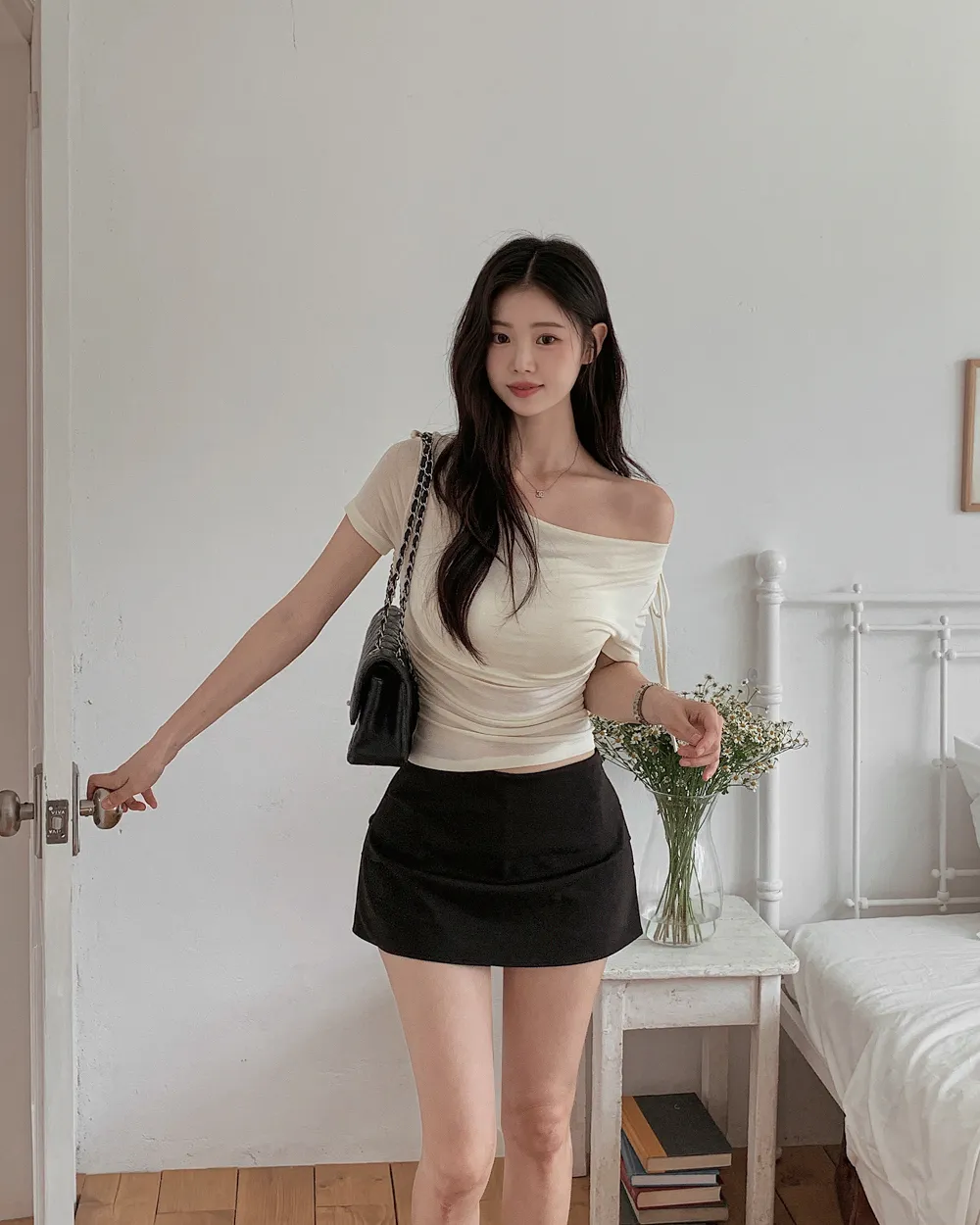 미니 스커트 모델 착용 이미지-S1L115