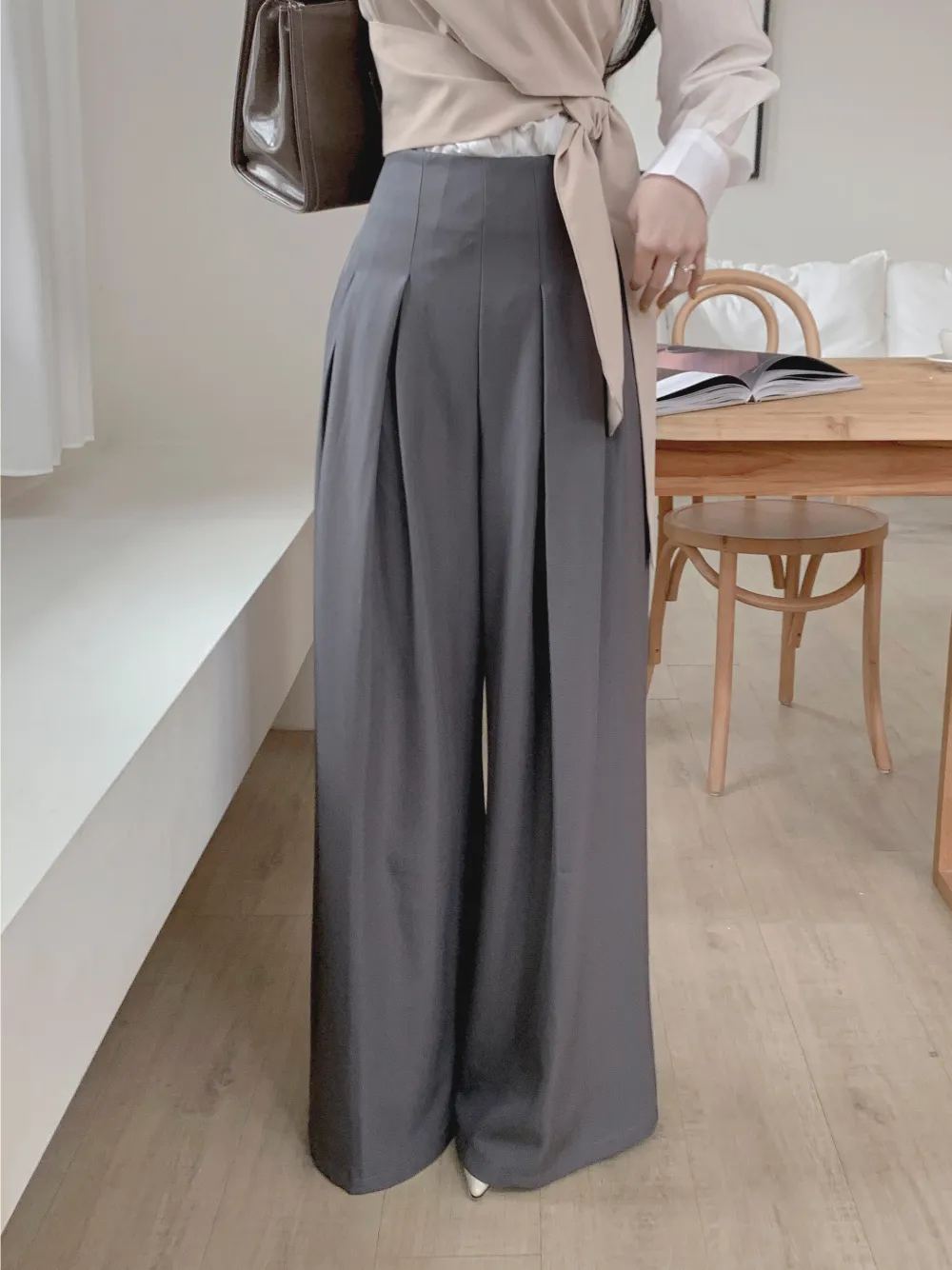 드레스 모델 착용 이미지-S1L45