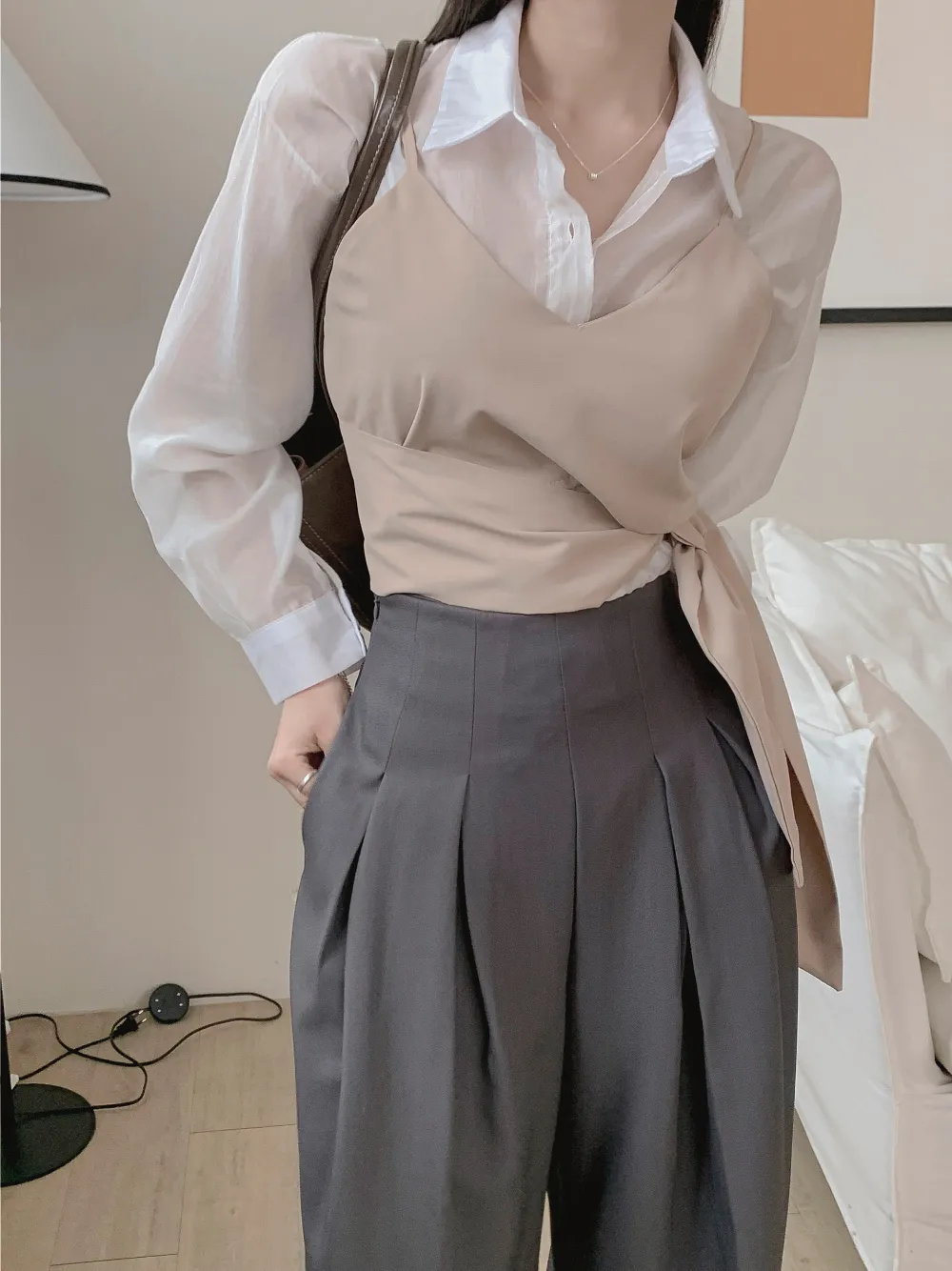 드레스 모델 착용 이미지-S1L47