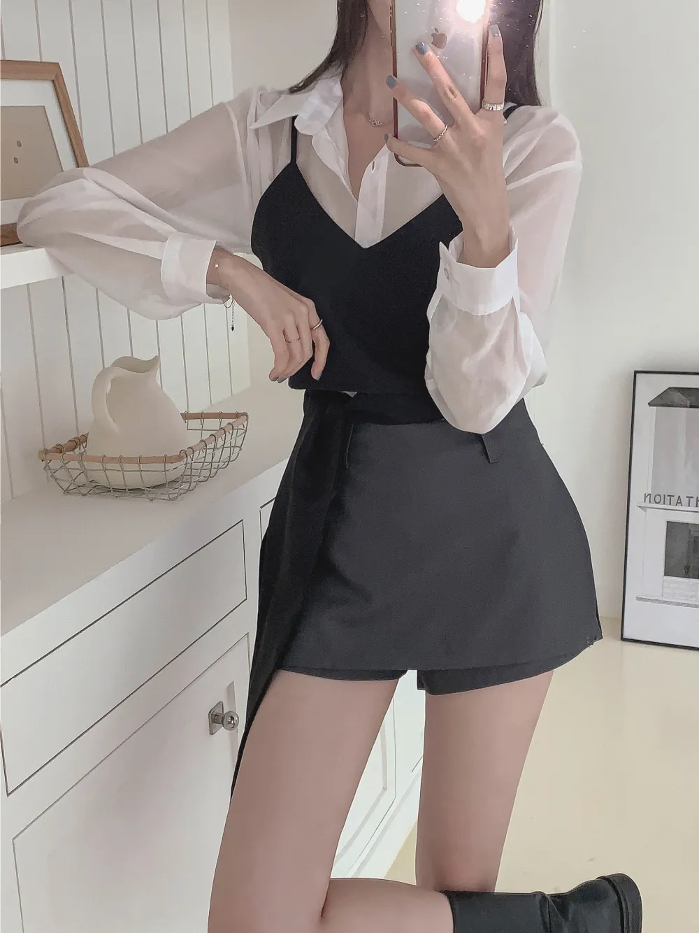 드레스 모델 착용 이미지-S2L14