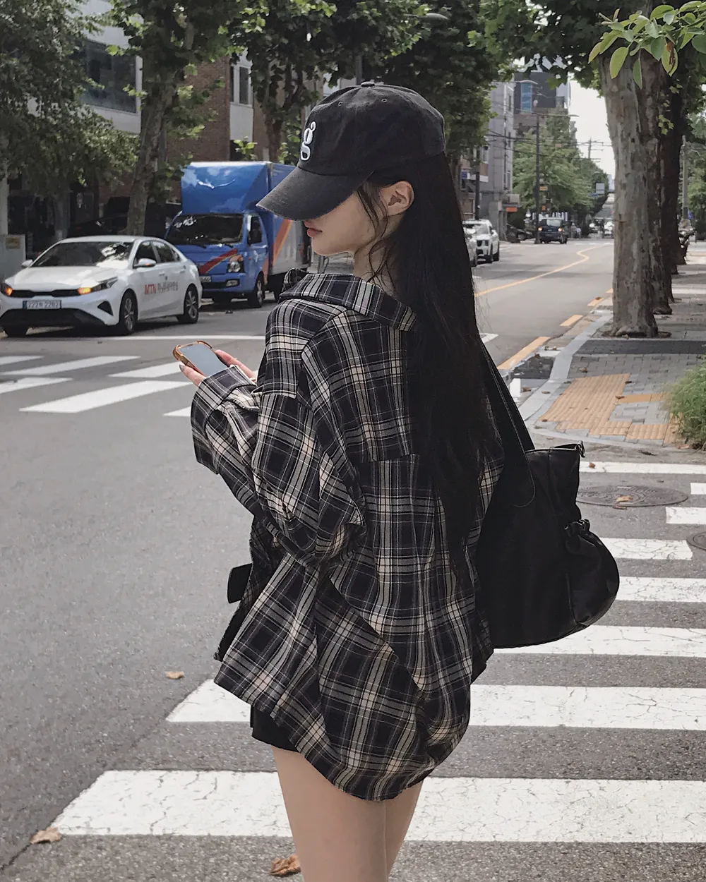 반바지 모델 착용 이미지-S1L75