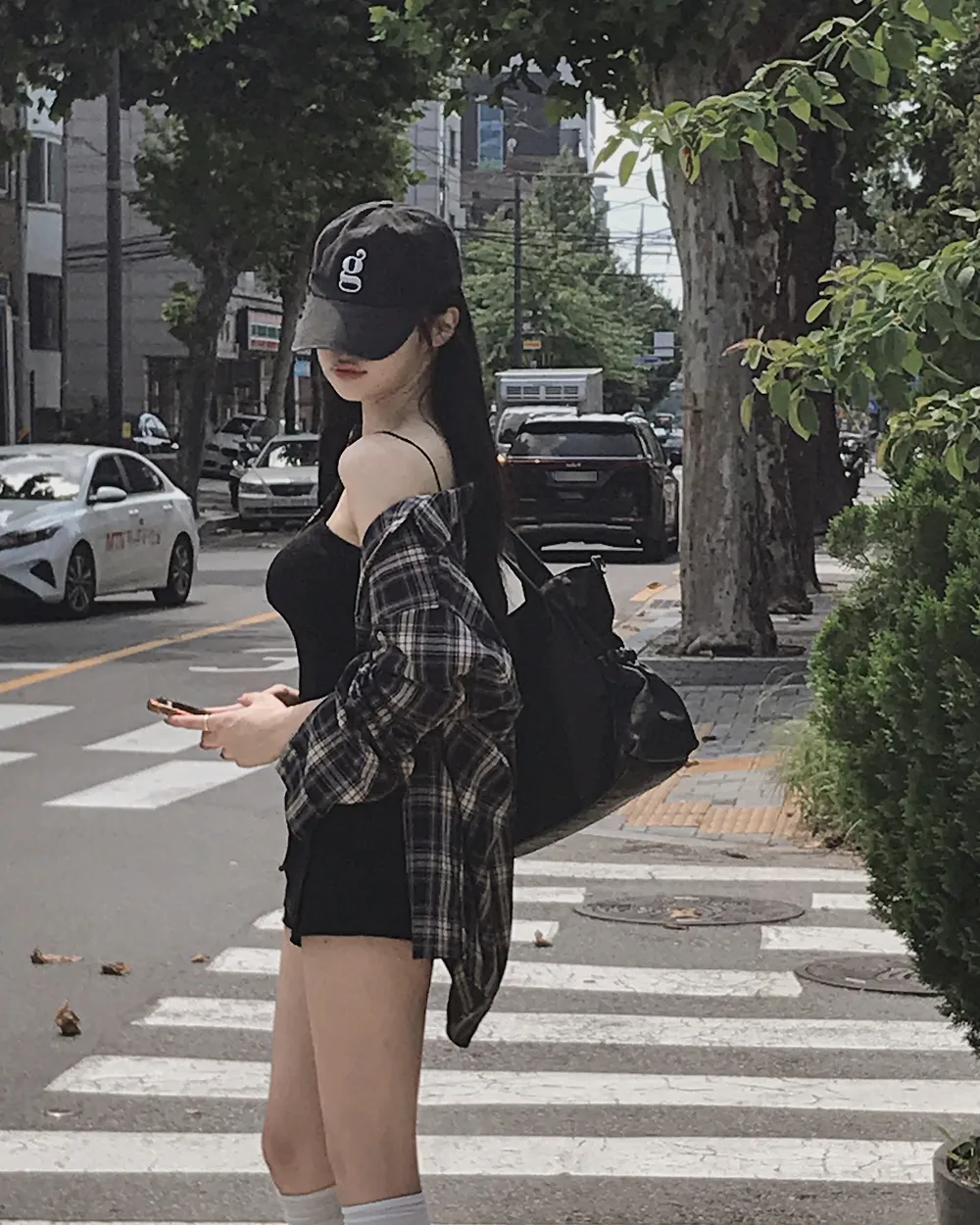 반바지 모델 착용 이미지-S1L72