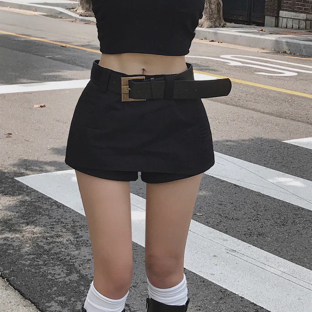 반바지 모델 착용 이미지-S1L105