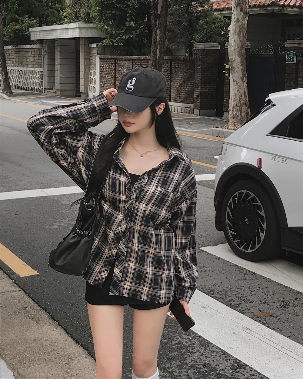 반바지 모델 착용 이미지-S1L95