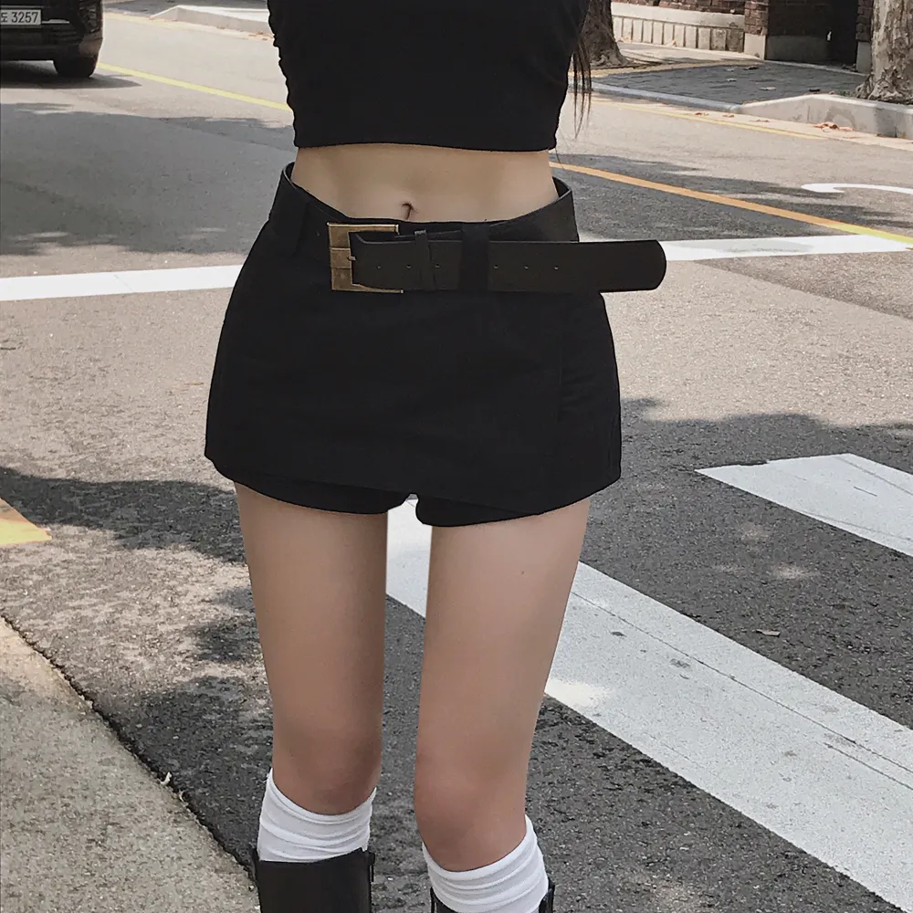 반바지 모델 착용 이미지-S1L106