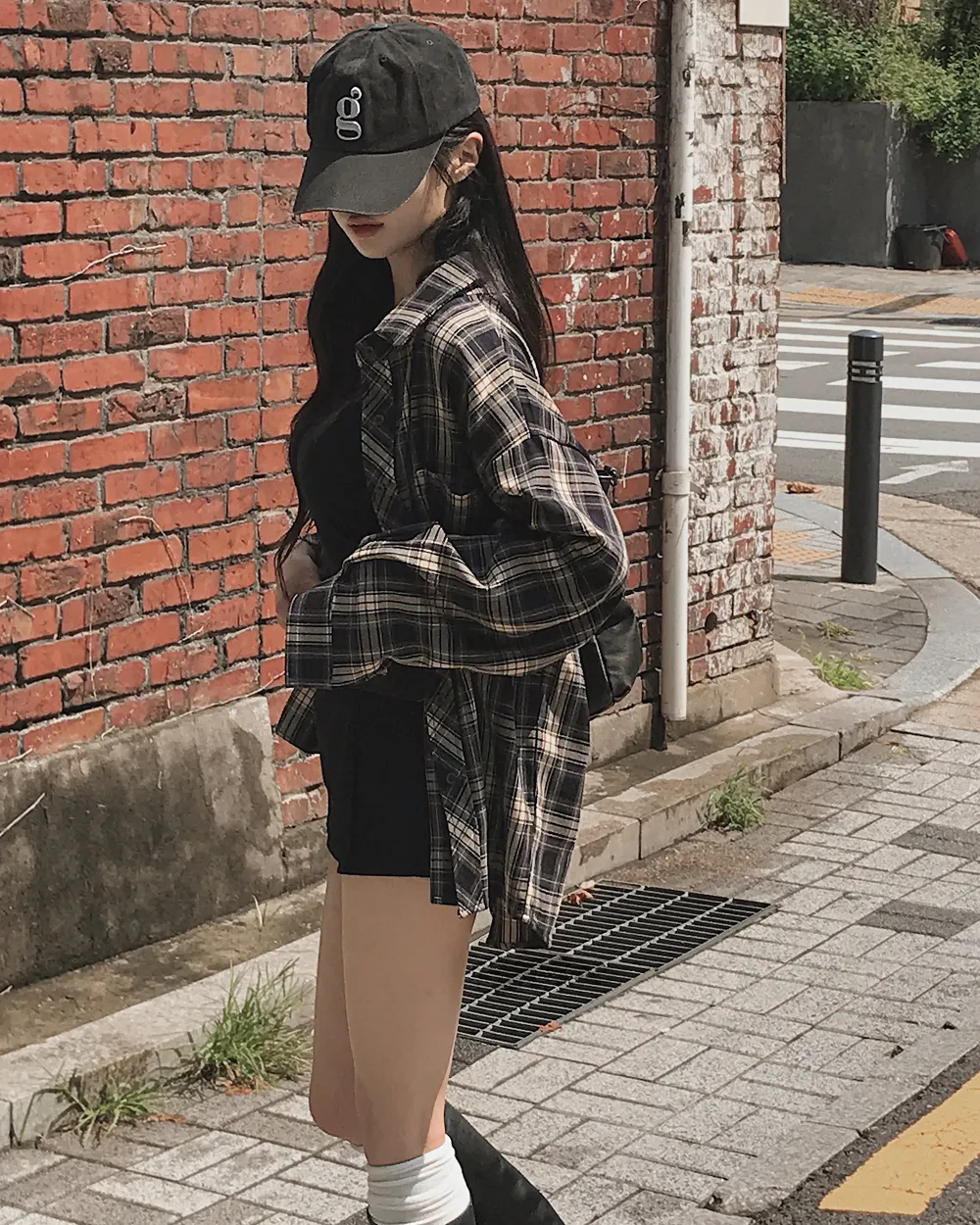 반바지 모델 착용 이미지-S1L88