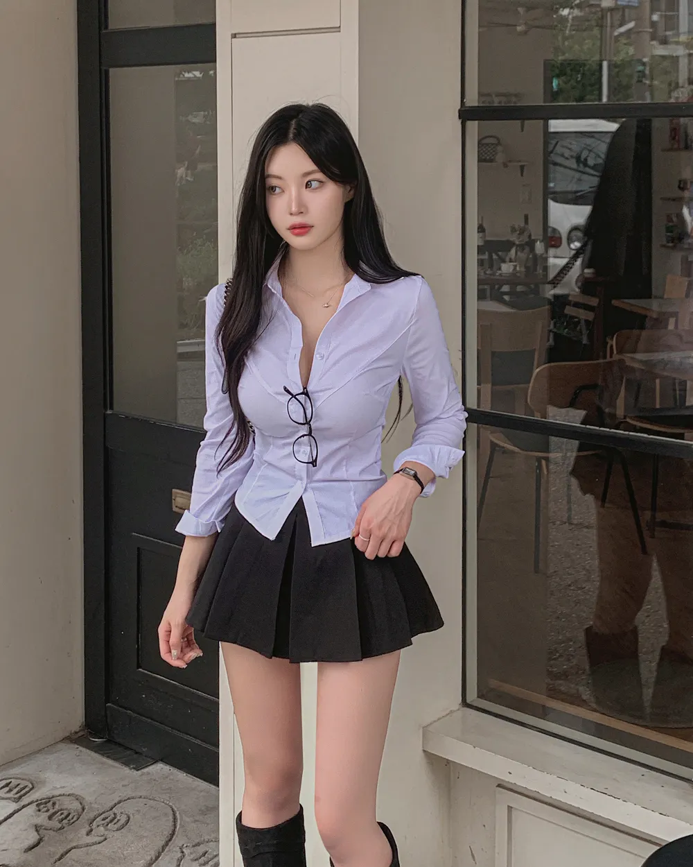 반바지 모델 착용 이미지-S1L39