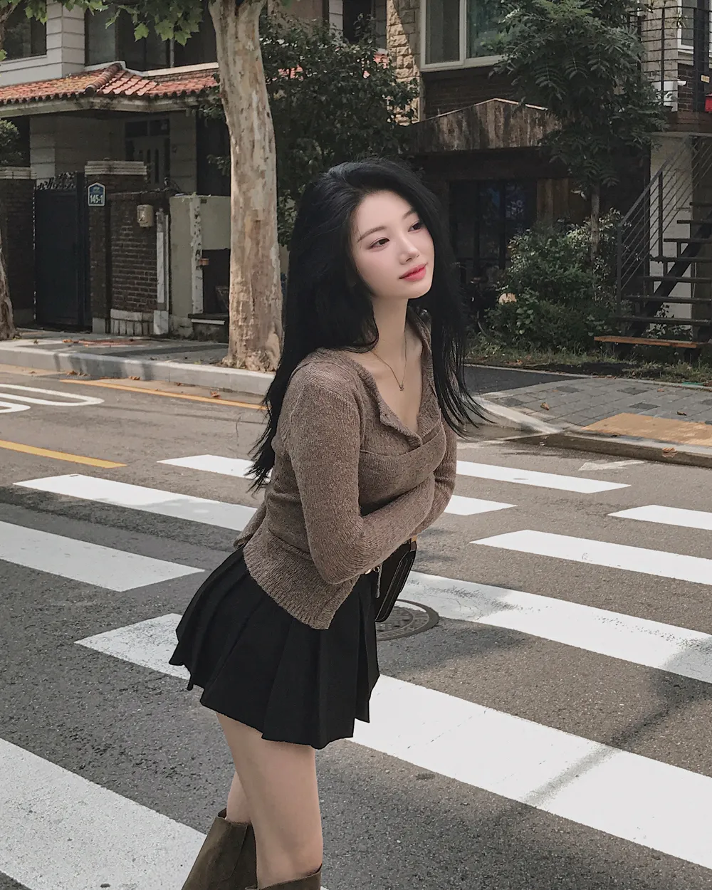 반바지 모델 착용 이미지-S1L74