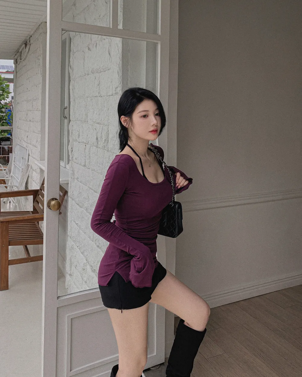 긴팔 티셔츠 모델 착용 이미지-S1L85