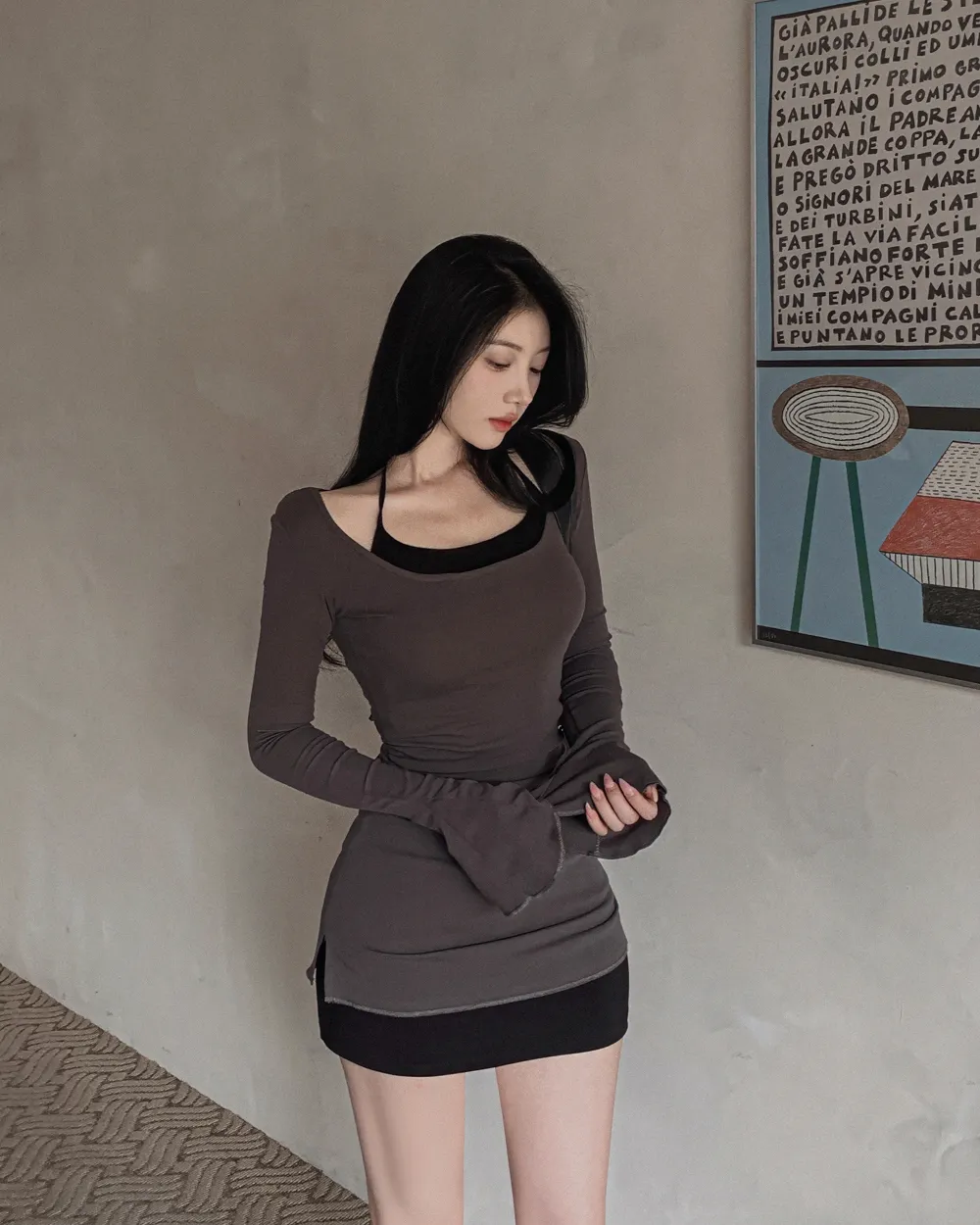 긴팔 티셔츠 모델 착용 이미지-S1L41