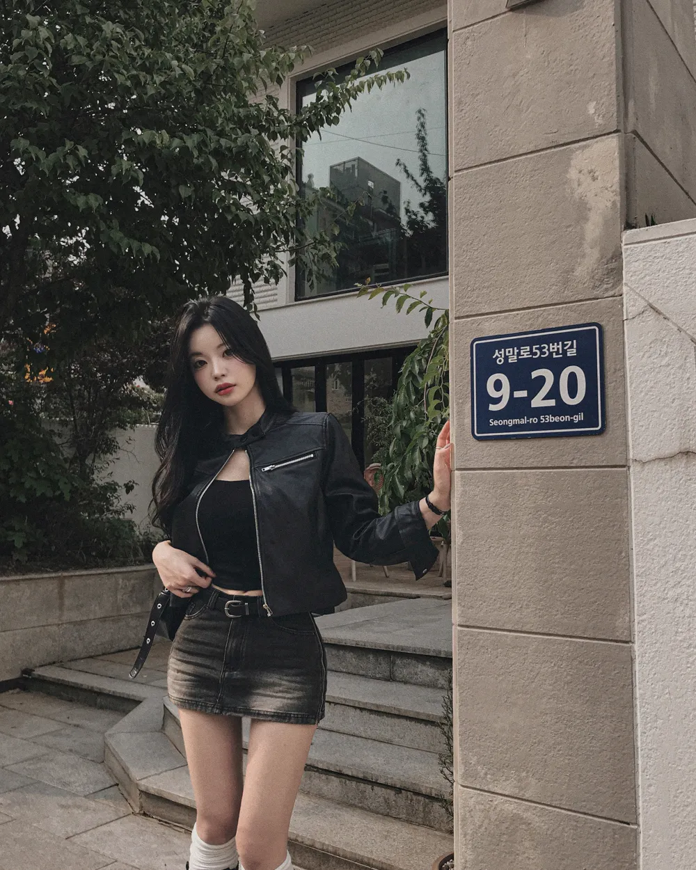 반바지 모델 착용 이미지-S1L114