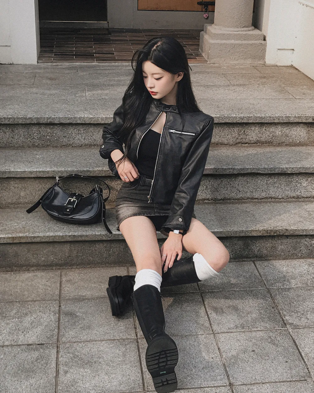 반바지 모델 착용 이미지-S1L119