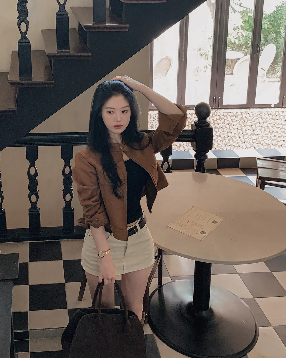 반바지 모델 착용 이미지-S1L39