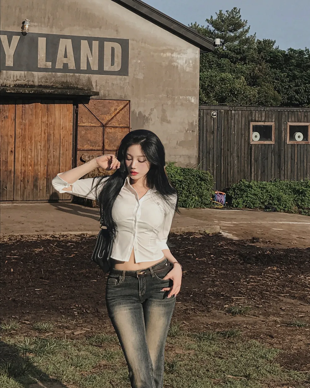 반팔 티셔츠 모델 착용 이미지-S1L114