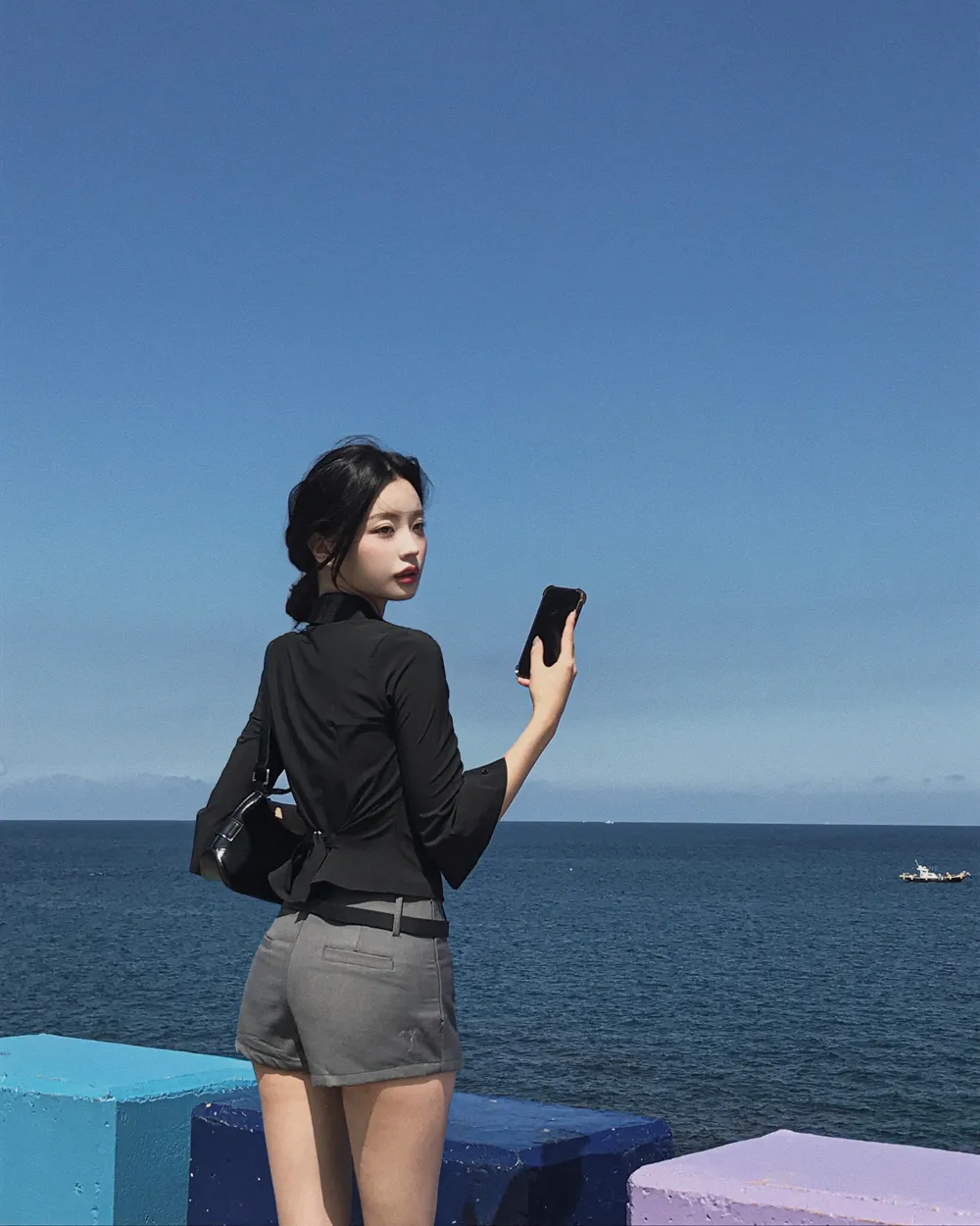반팔 티셔츠 모델 착용 이미지-S1L77