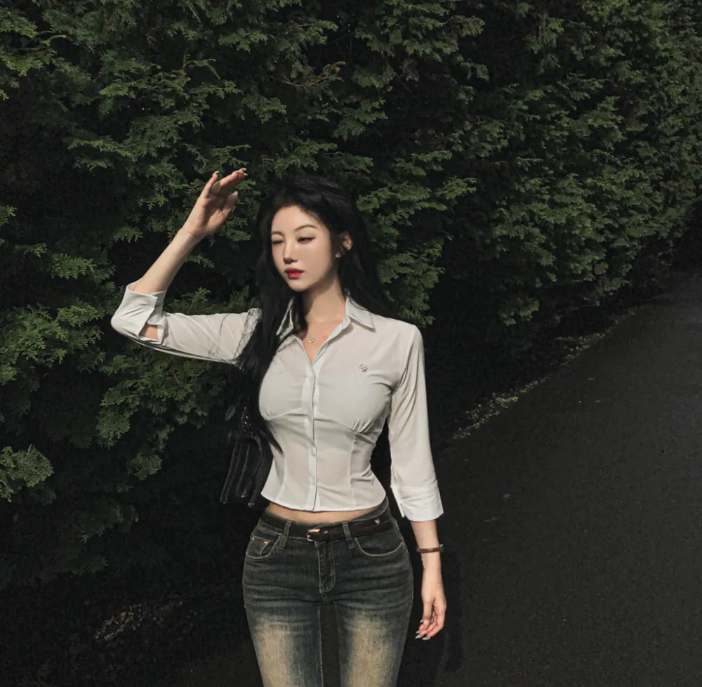 반팔 티셔츠 모델 착용 이미지-S1L107
