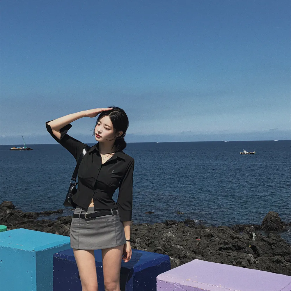 반팔 티셔츠 모델 착용 이미지-S1L78