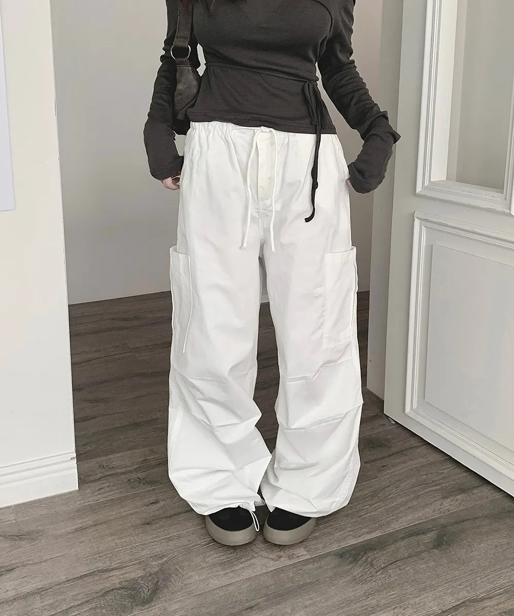 바지 모델 착용 이미지-S2L7