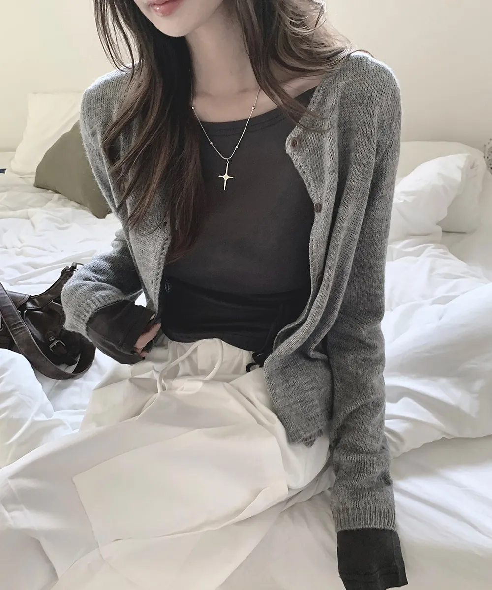 긴팔 티셔츠 모델 착용 이미지-S2L67