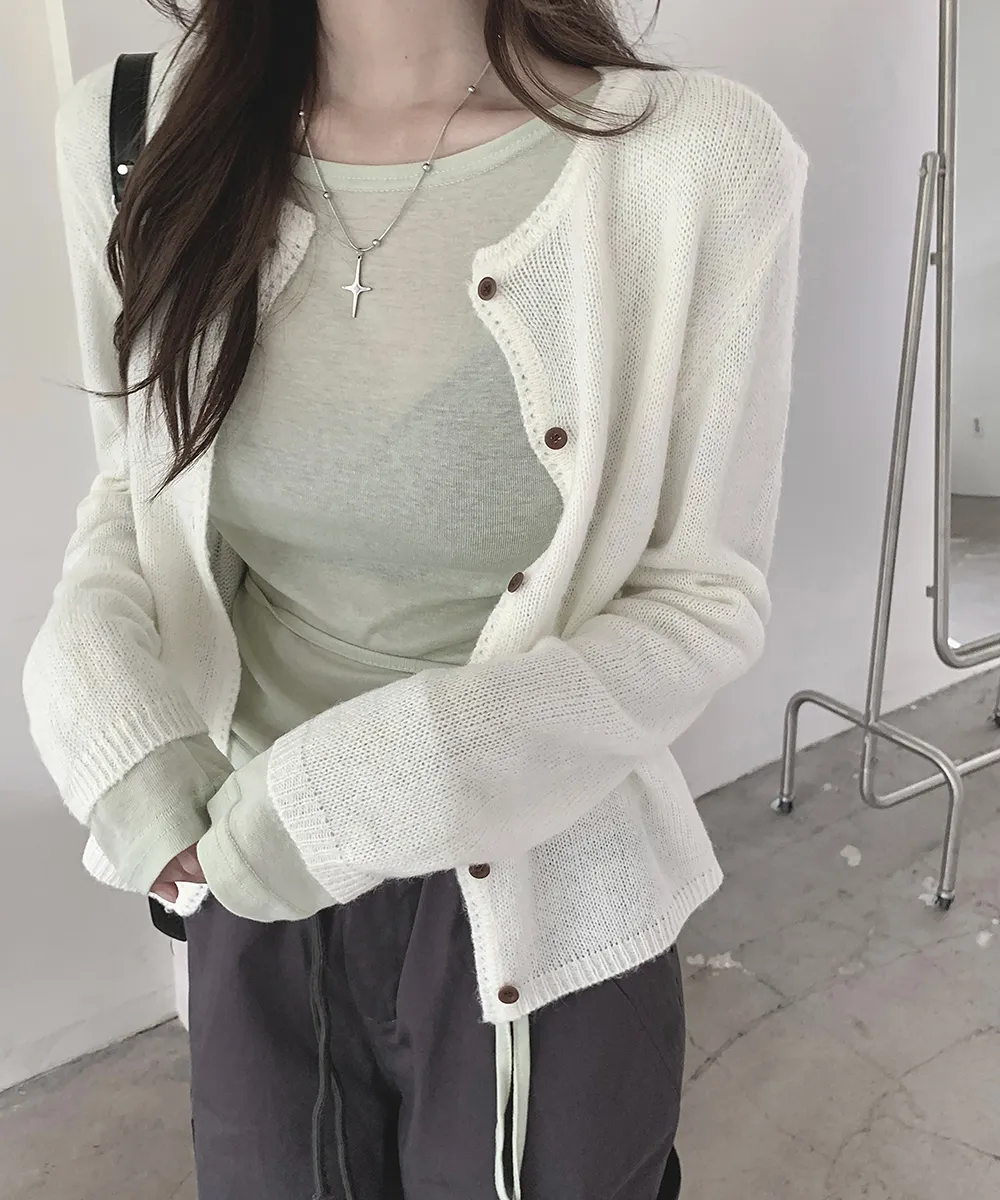 긴팔 티셔츠 모델 착용 이미지-S2L38