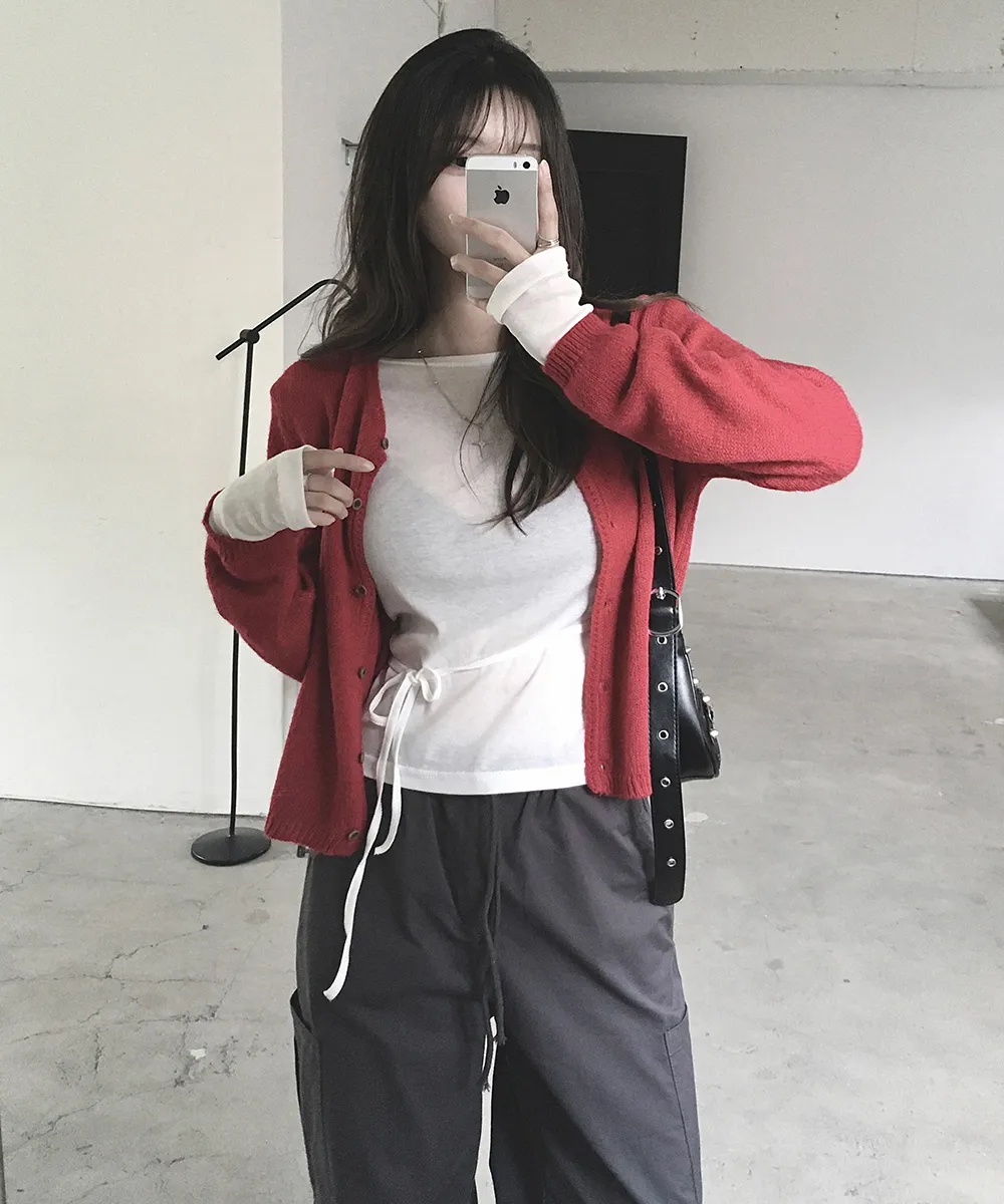 긴팔 티셔츠 모델 착용 이미지-S2L13