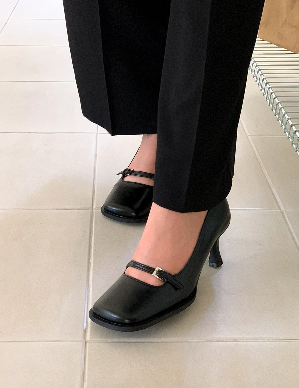 スクエアトゥバックルパンプス | レディースファッション通販 - DHOLIC