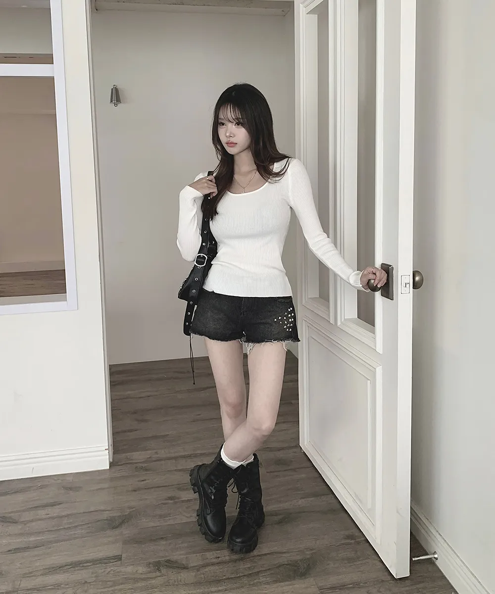 긴팔 티셔츠 모델 착용 이미지-S3L6