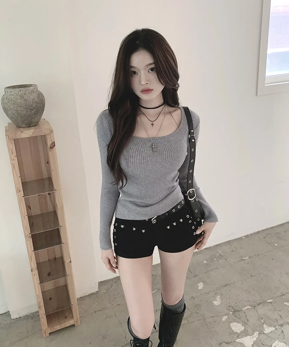 긴팔 티셔츠 모델 착용 이미지-S3L12