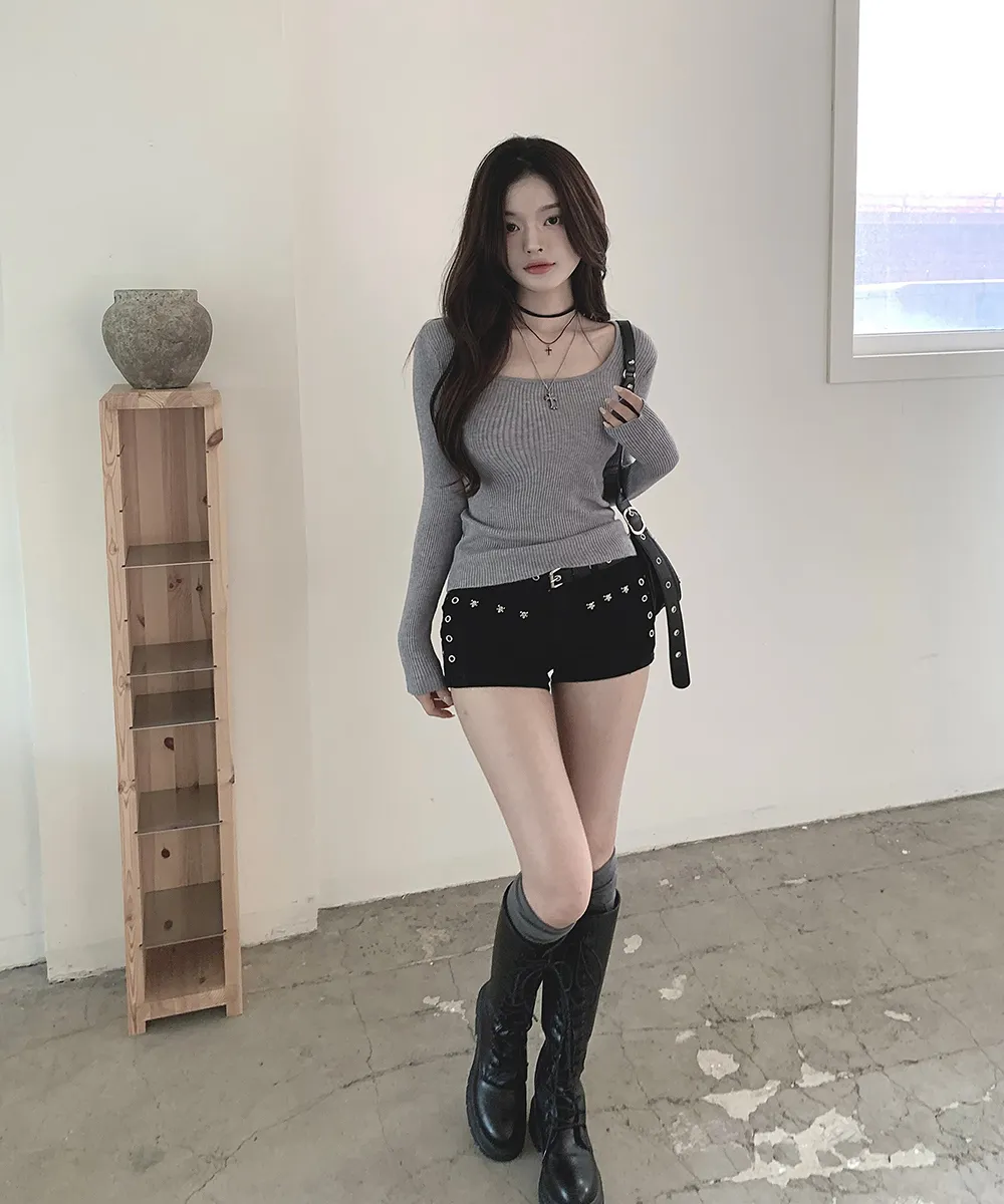 긴팔 티셔츠 모델 착용 이미지-S3L16