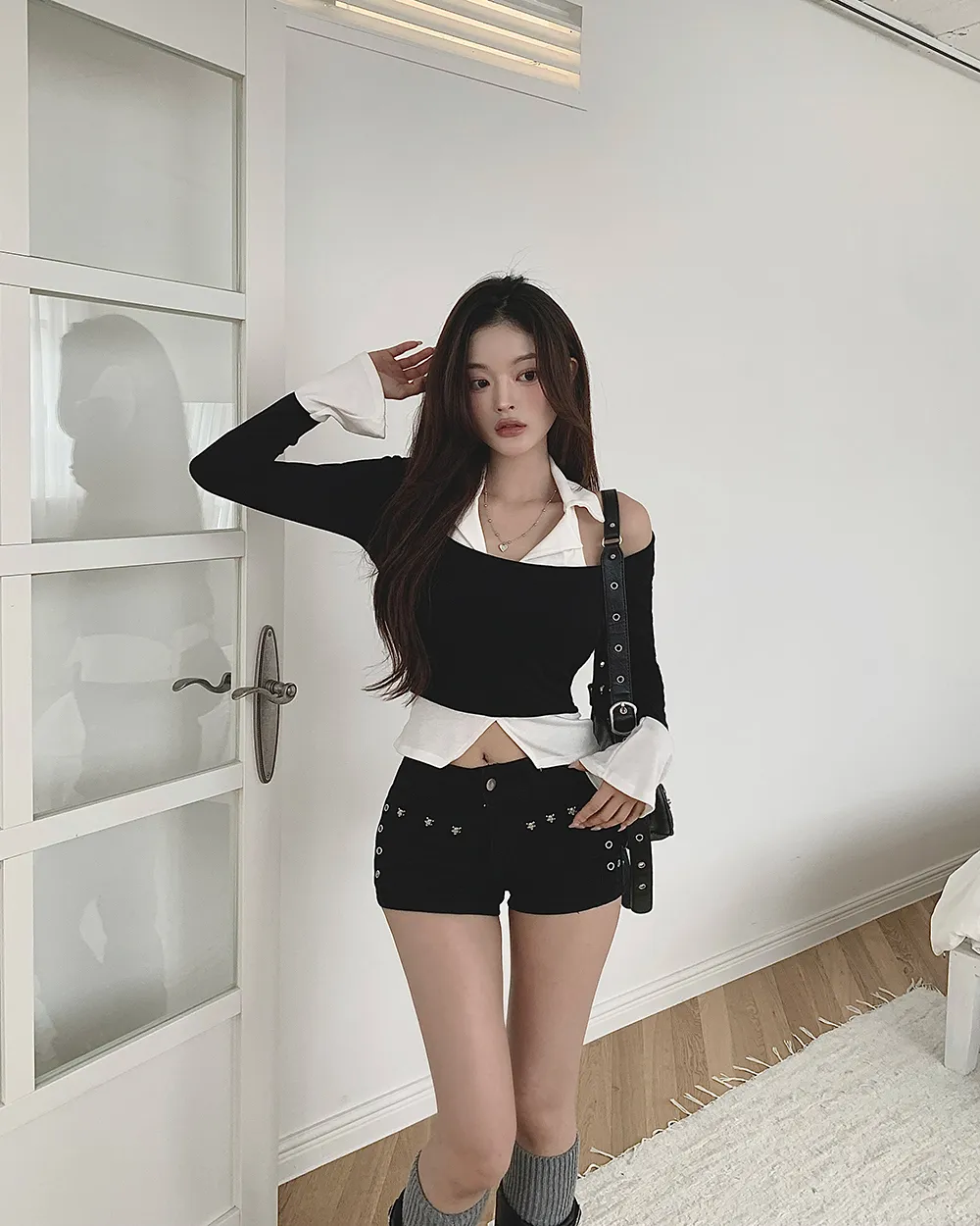 반바지 모델 착용 이미지-S5L3