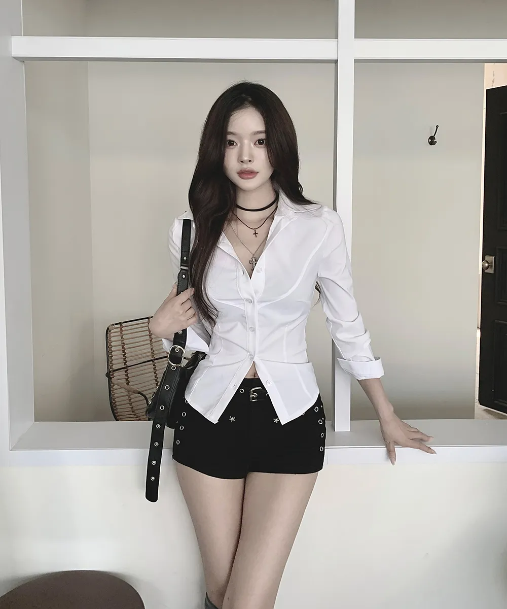 반바지 모델 착용 이미지-S2L27