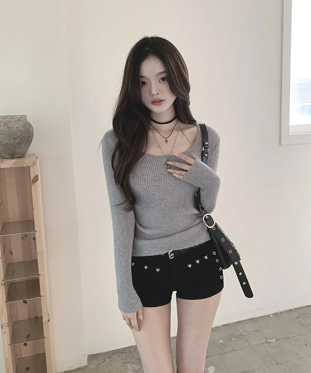 반바지 모델 착용 이미지-S2L85
