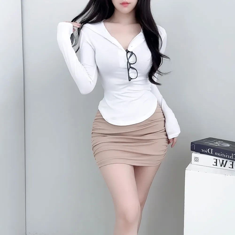 긴팔 티셔츠 모델 착용 이미지-S1L12