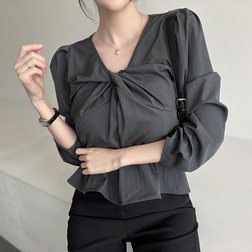 長袖Vネックツイストギャザーパフスリーブジップアップブラウス