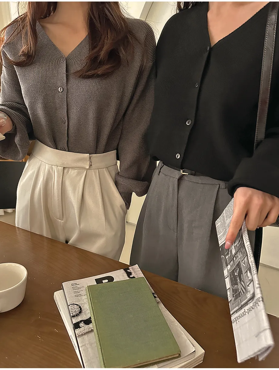 RIRINCO Ｖネックパフスリーブカーディガン