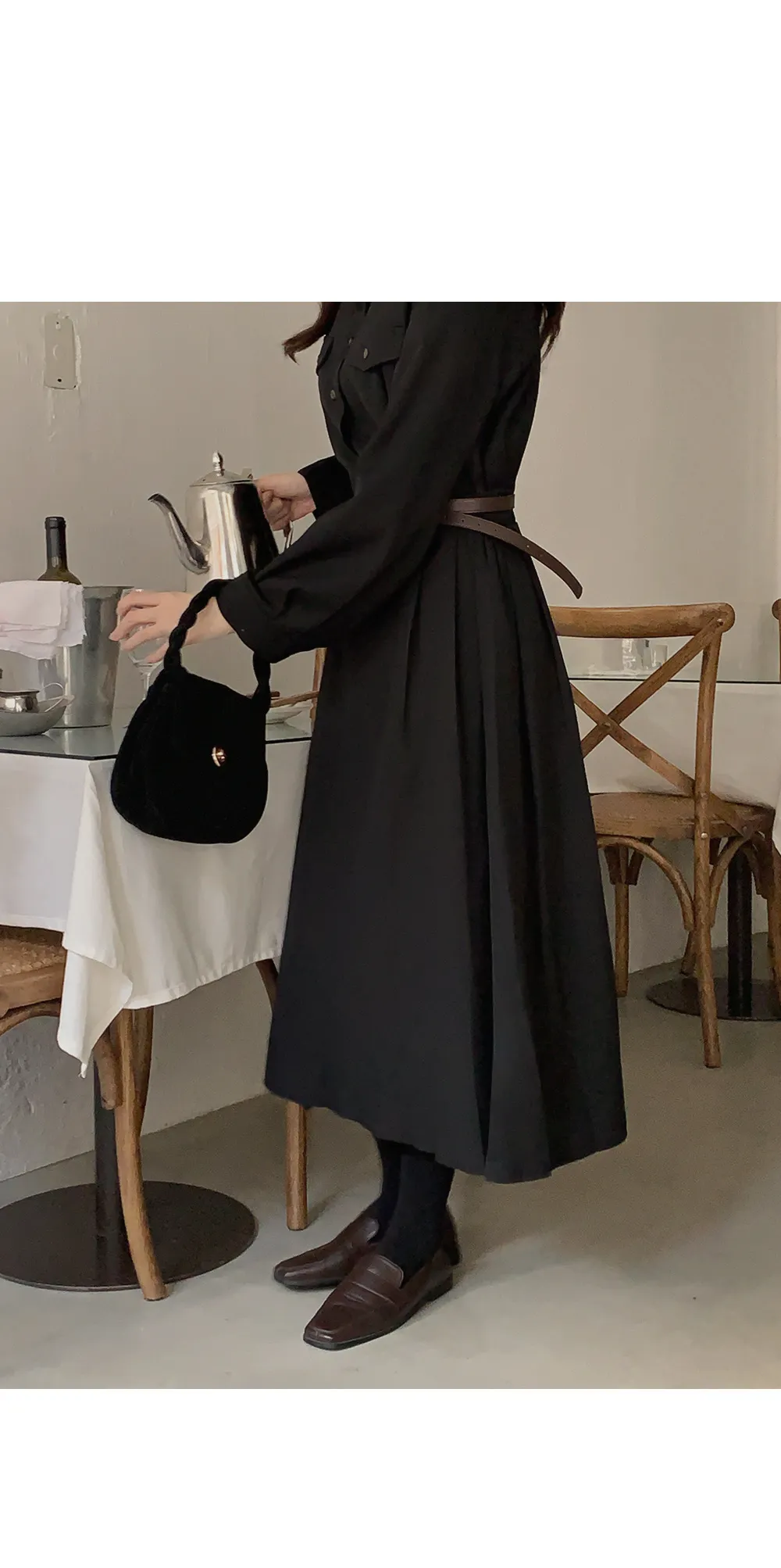 린다 카라넥 솔리드 핀턱 플레어 롱원피스