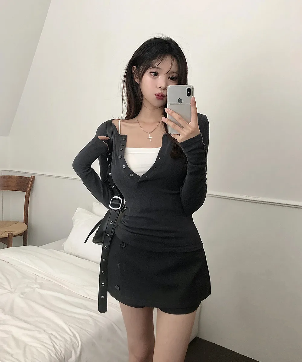 긴팔 티셔츠 모델 착용 이미지-S2L55