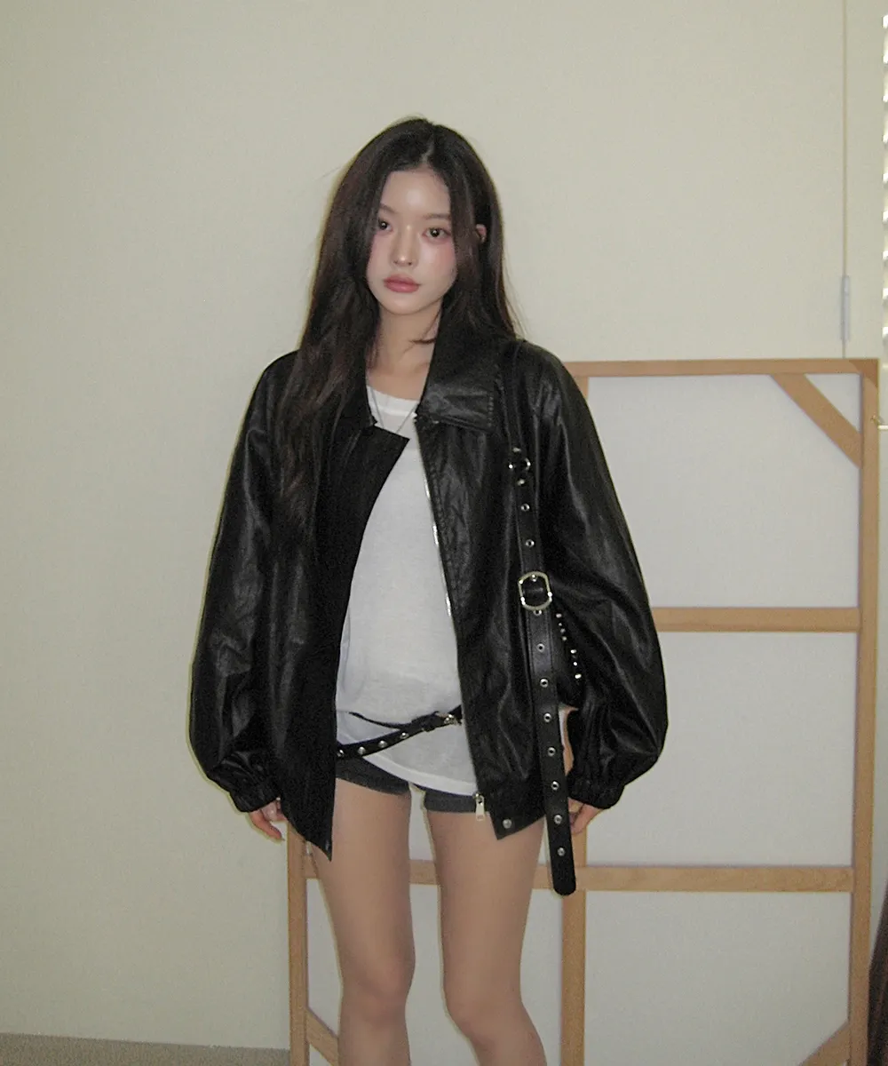 긴팔 티셔츠 모델 착용 이미지-S2L23