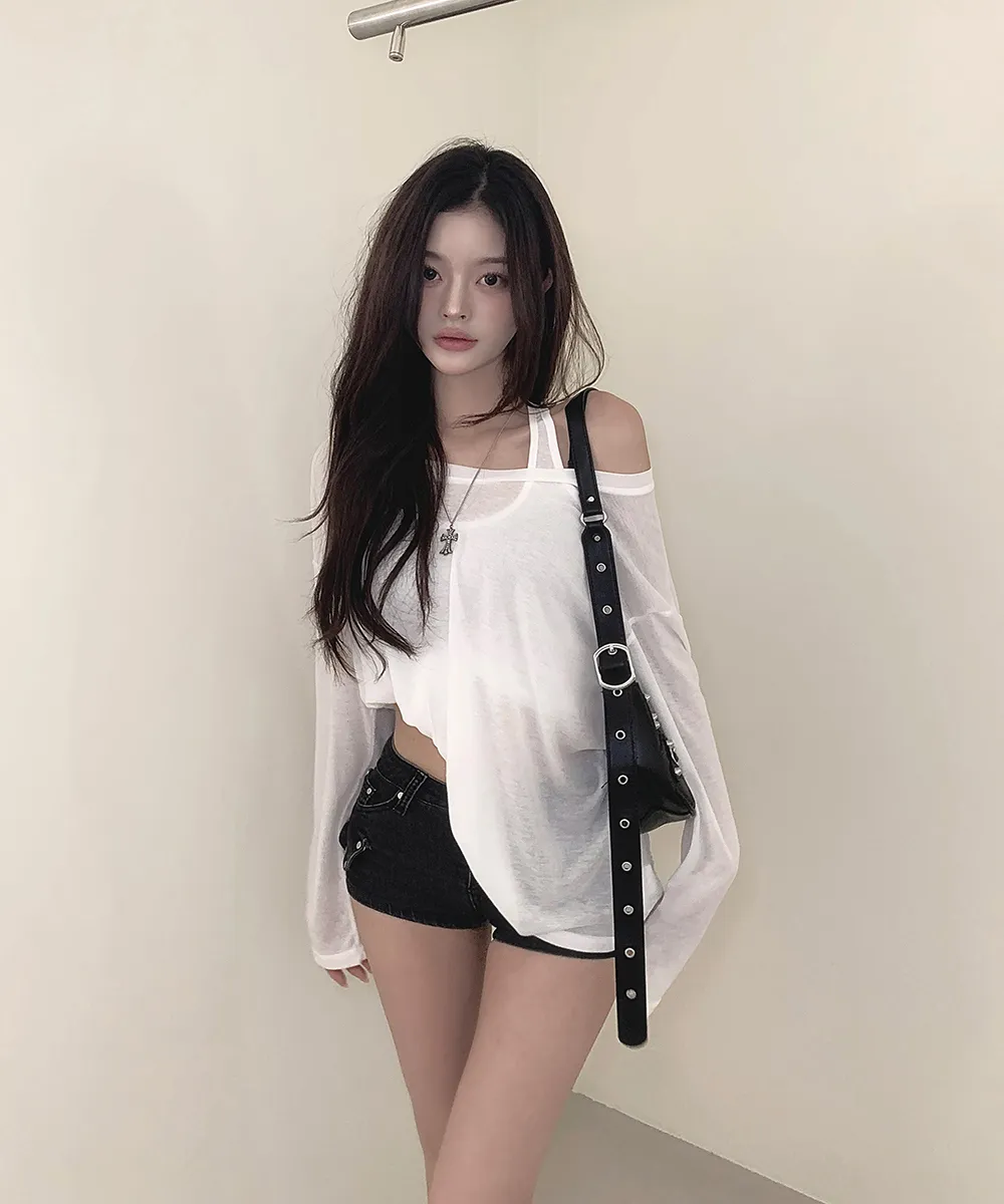 긴팔 티셔츠 모델 착용 이미지-S2L11