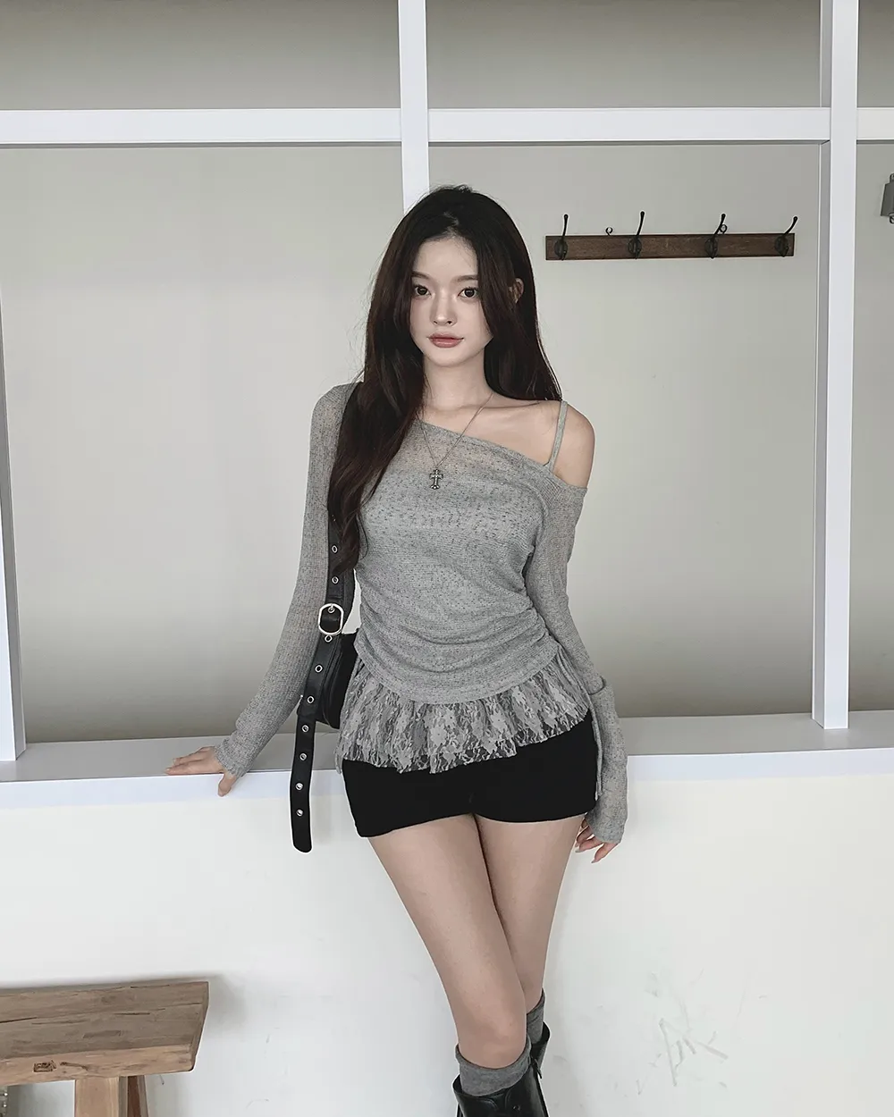반바지 모델 착용 이미지-S4L21