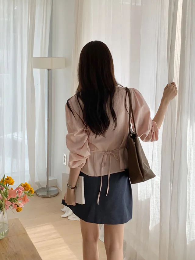 반팔 티셔츠 모델 착용 이미지-S27L60