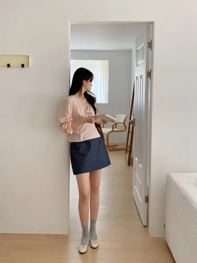 반팔 티셔츠 모델 착용 이미지-S27L45