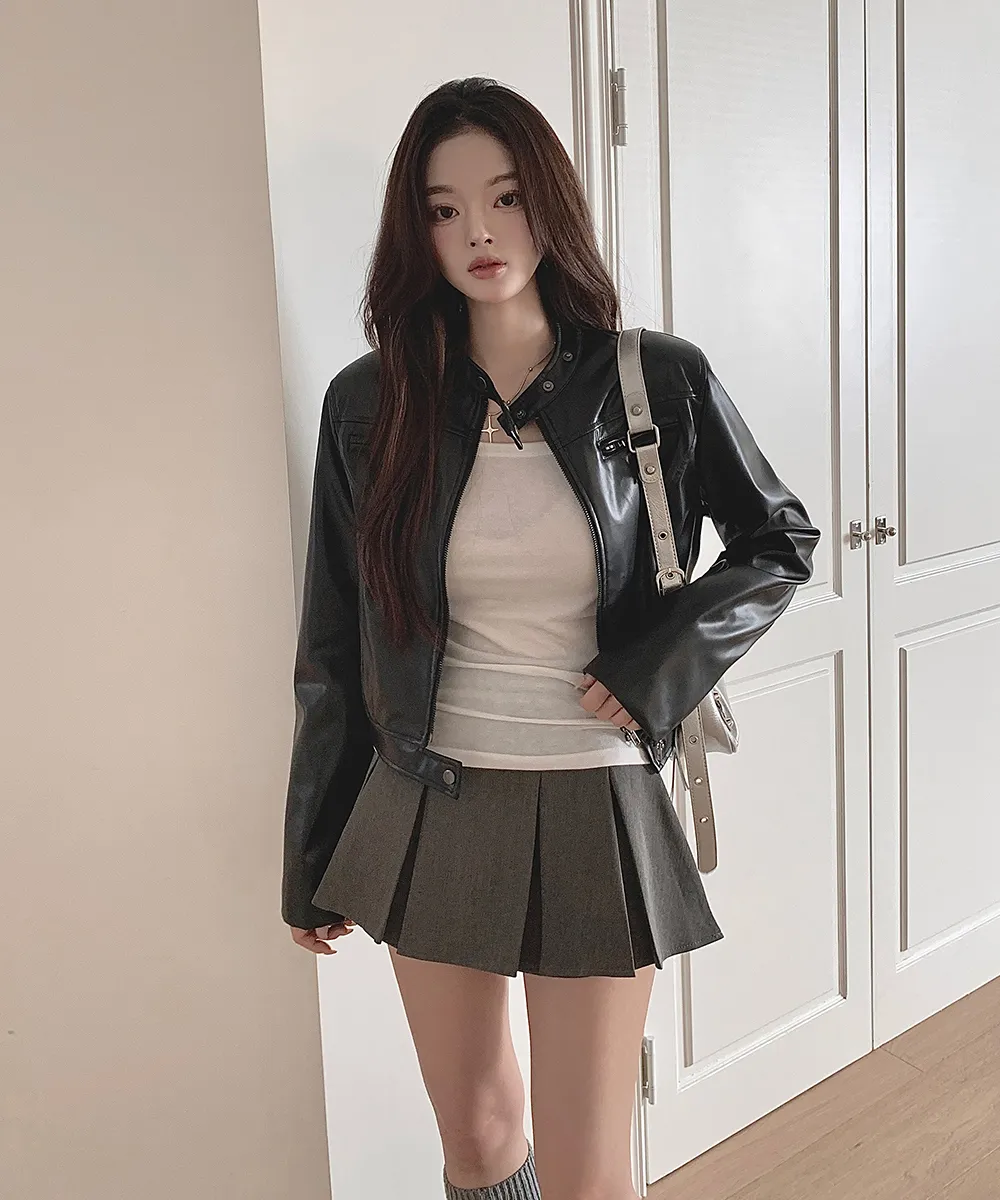 반바지 모델 착용 이미지-S2L34