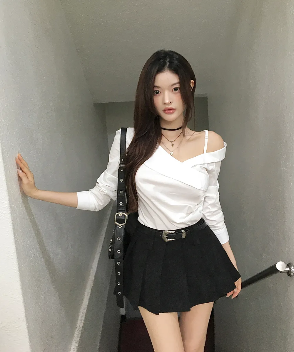 민소매 모델 착용 이미지-S3L11